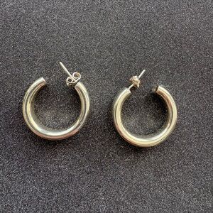 Vintage 925 sterling silver earrings, made in Mexico